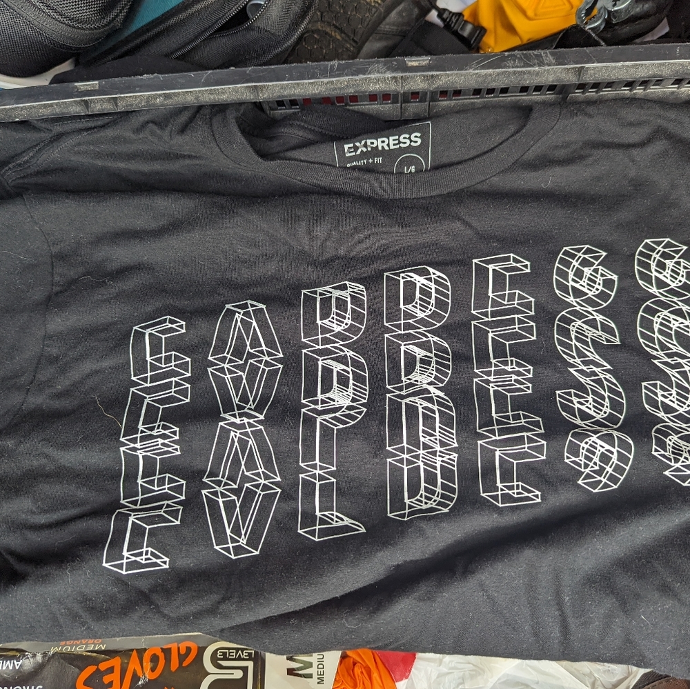 Men's EXPRESS RGB fuzzy logo print nwot